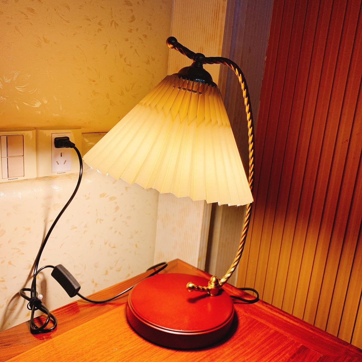 Dotty Table Lamp