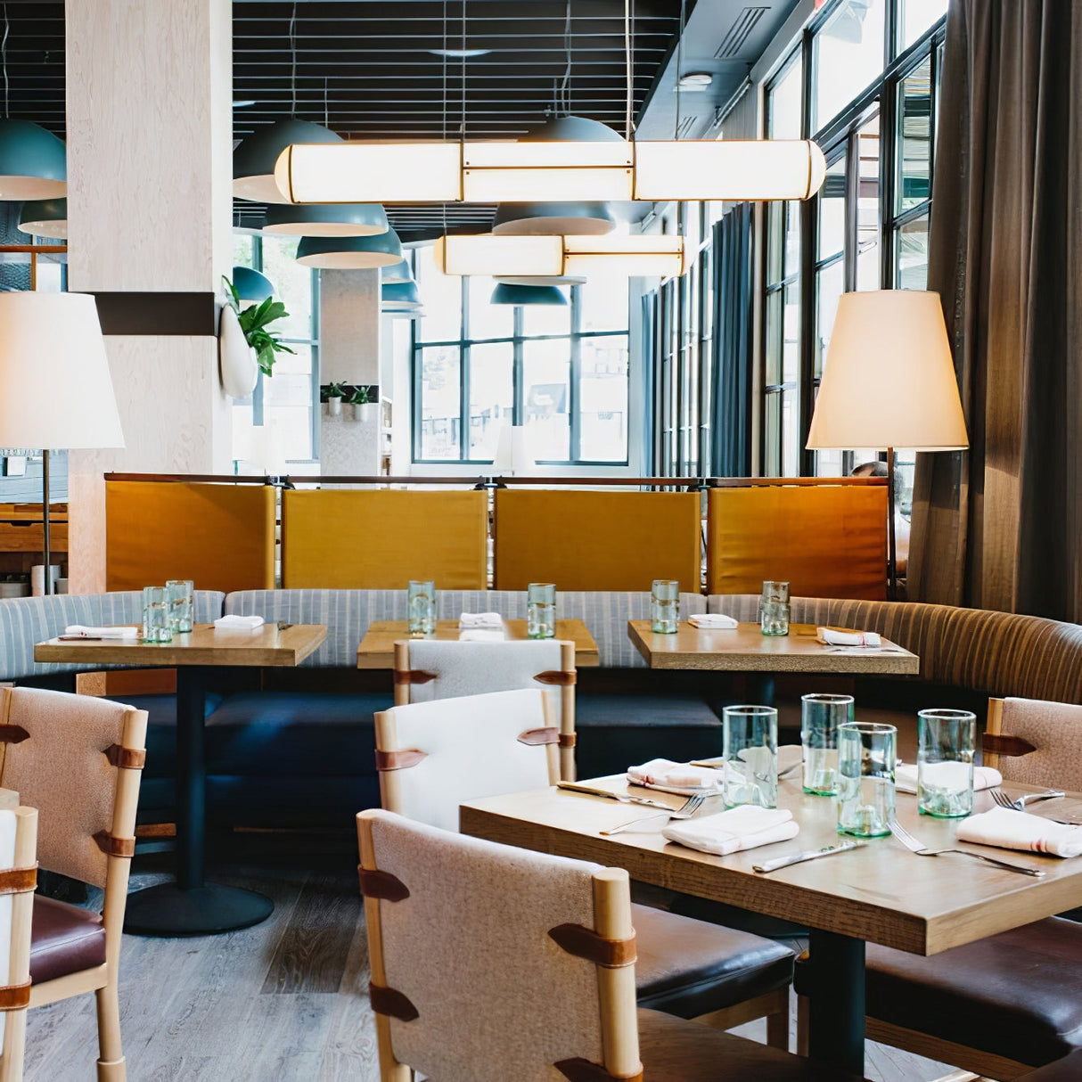 Endless Straight Pendant Light