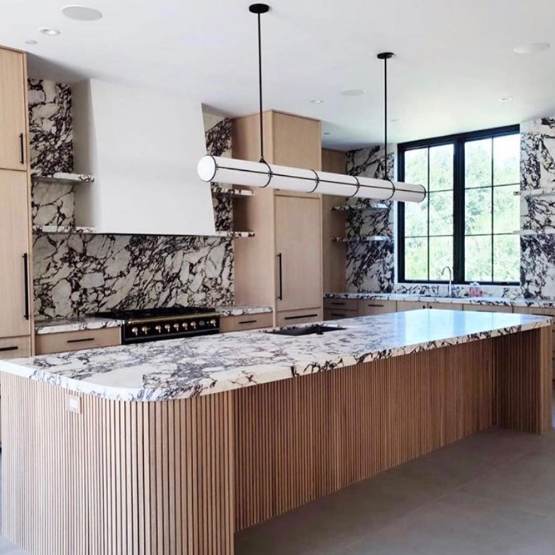 Endless Straight Pendant Light