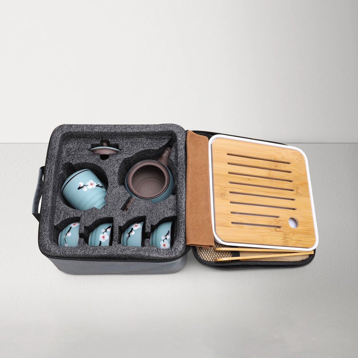 Portable Tea Set with BagService