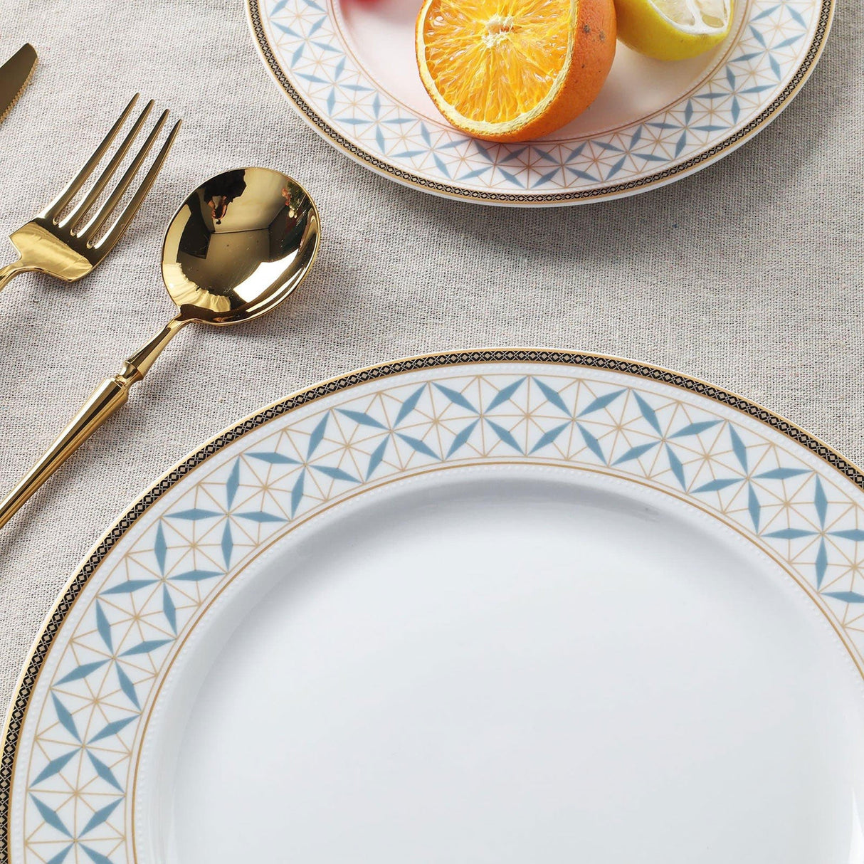Black Gold Trim Dinner Set