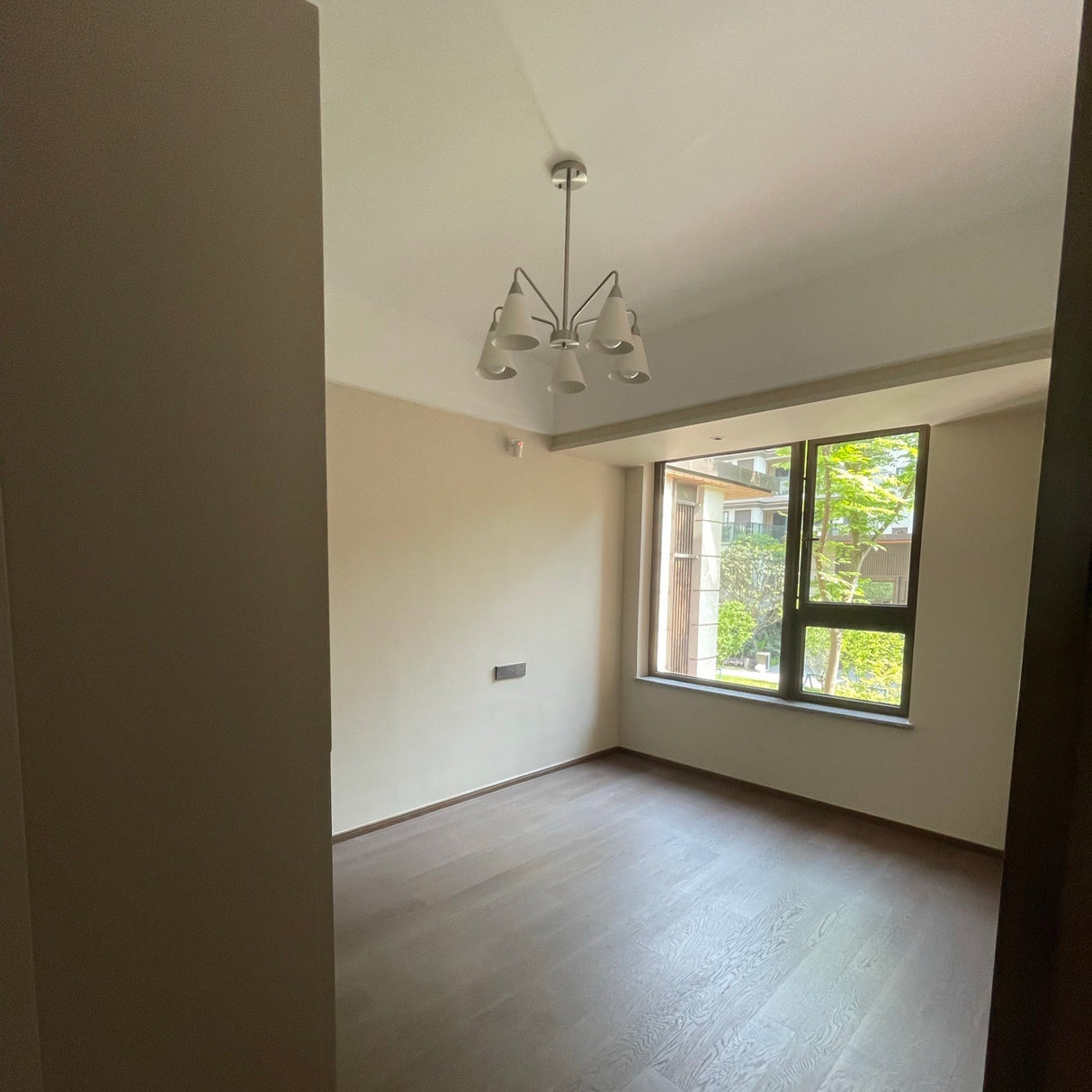 Fashion Cono Chandelier