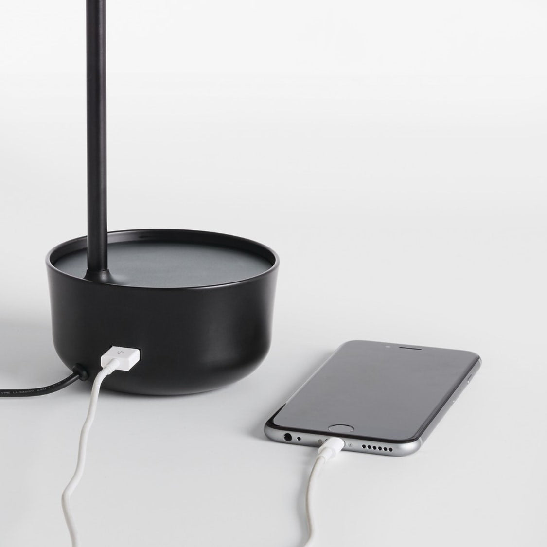 Focal LED Table Lamp