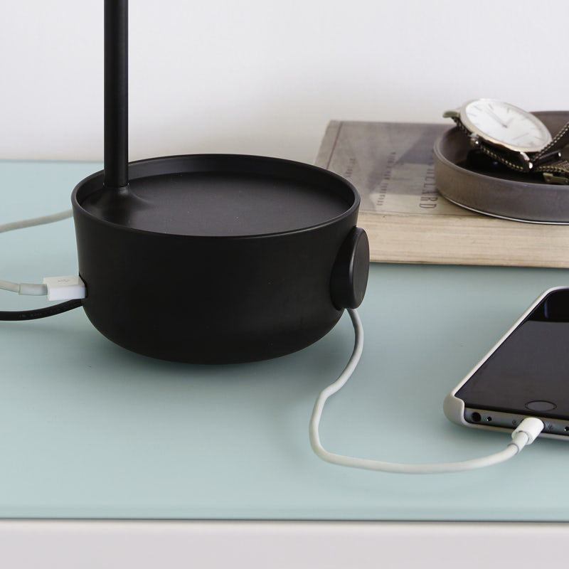 Focal LED Table Lamp