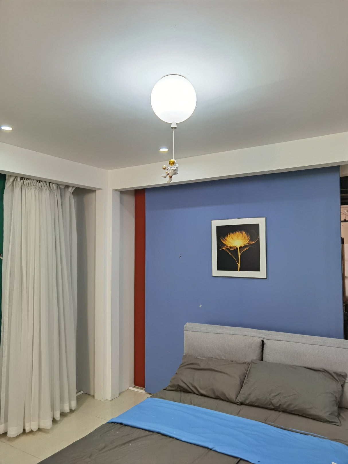 Frosted Balloon Ceiling Light