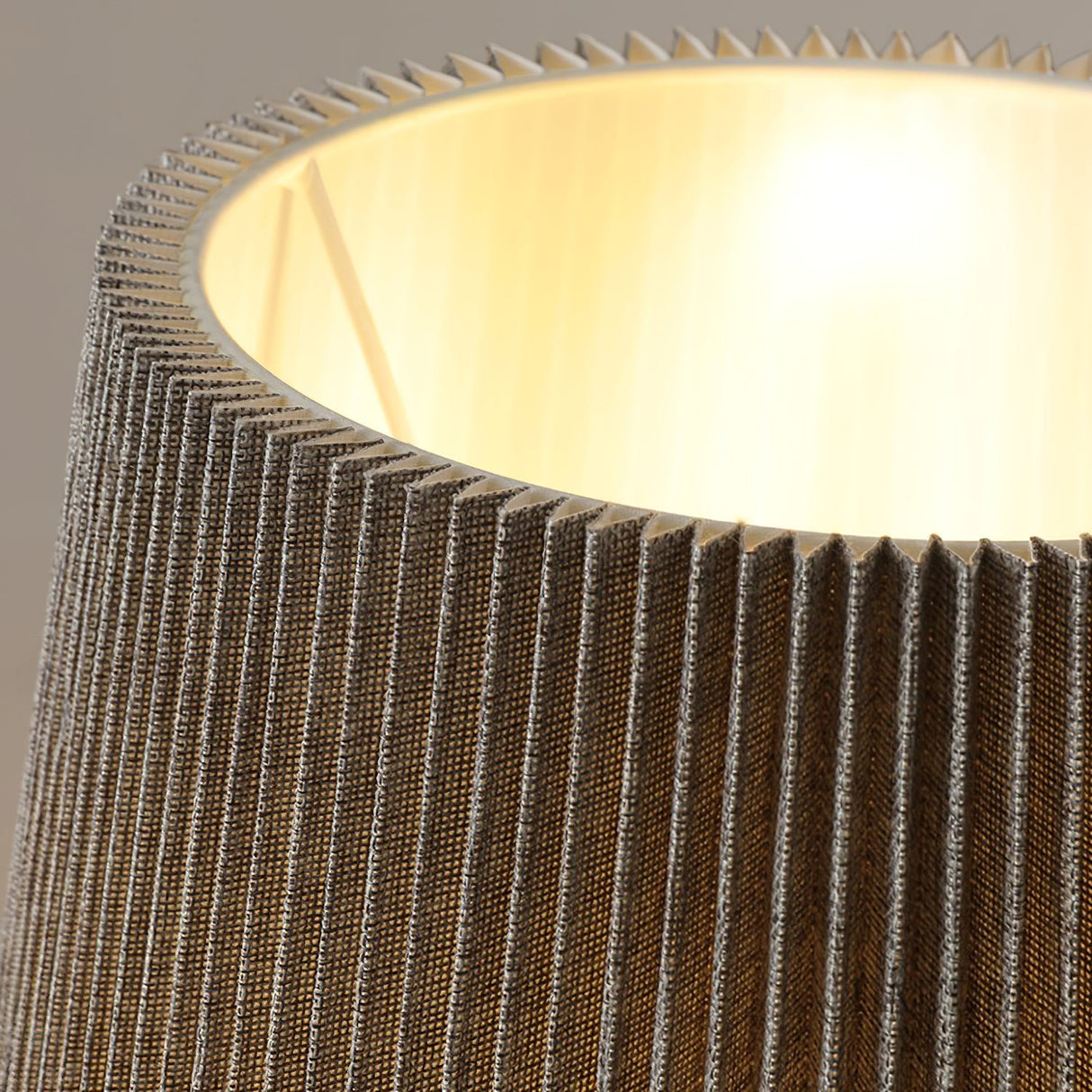 Ghassan Table Lamp