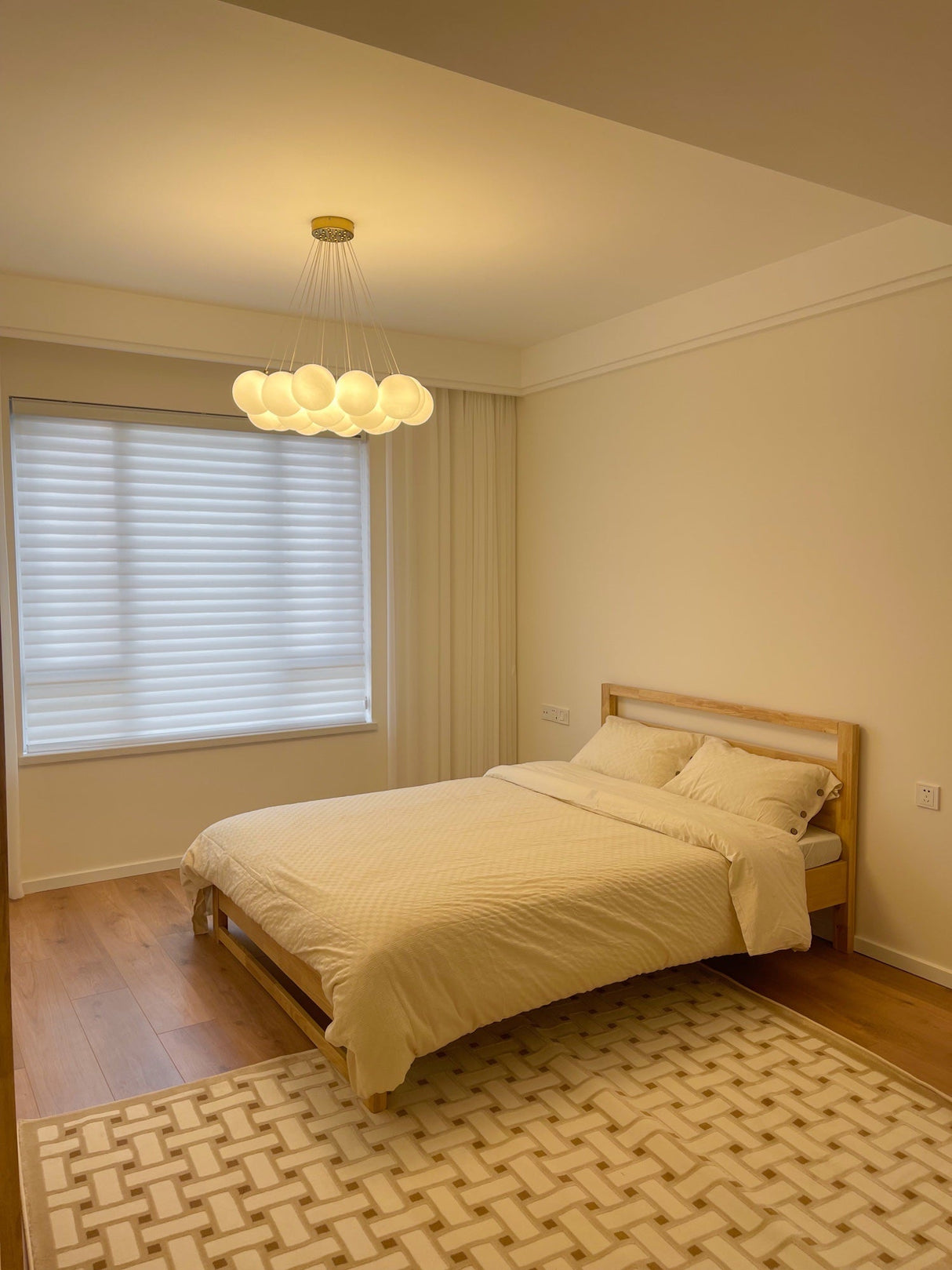 Glass 07R Chandelier