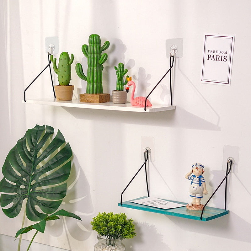 Preppy Wall Hanging Shelf