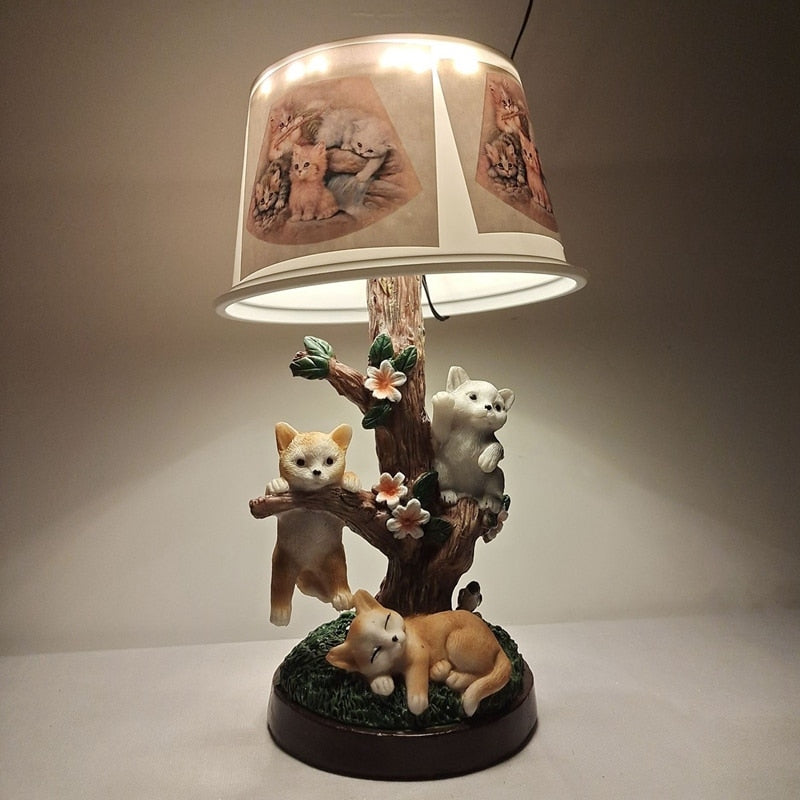 Country Kitties Lamp