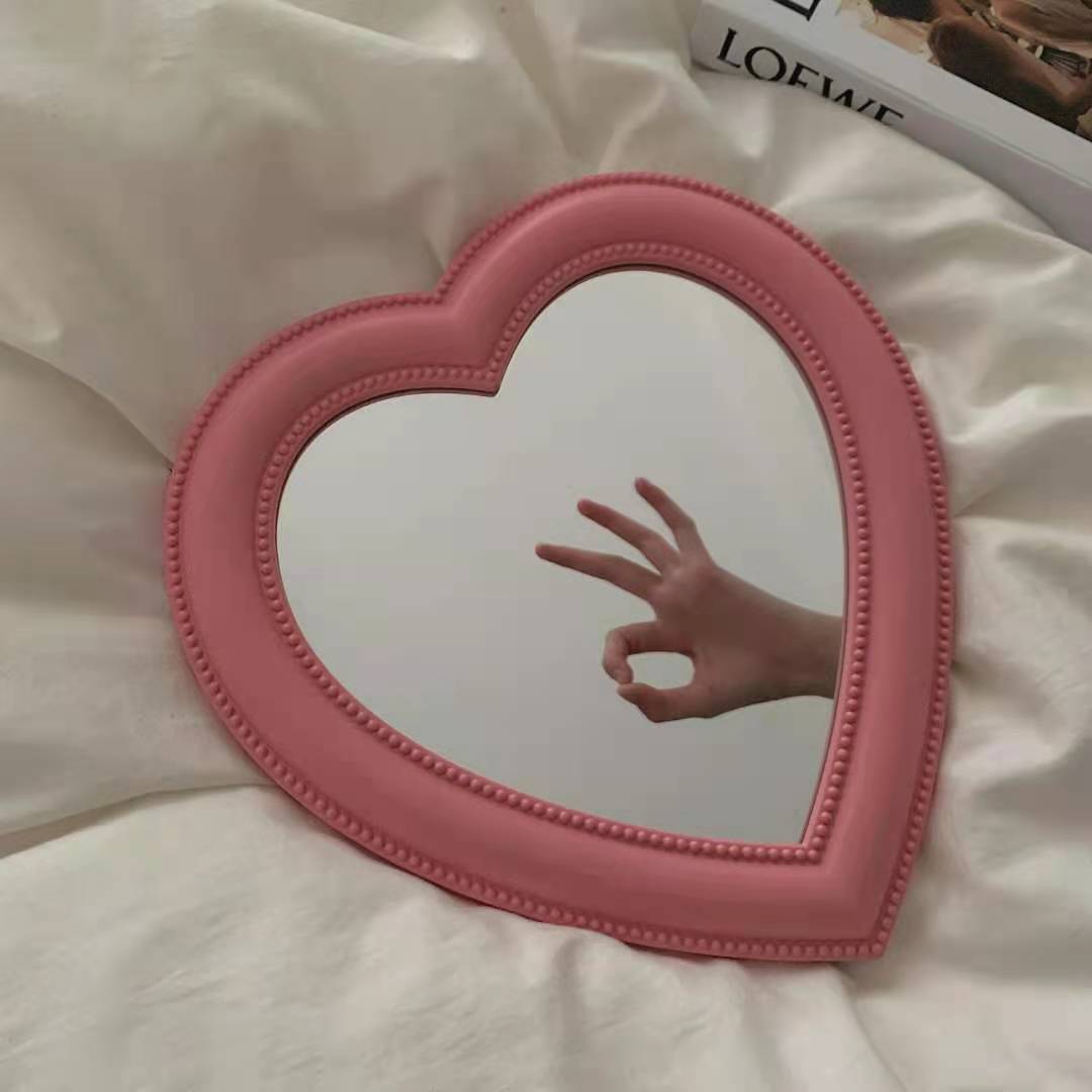 Preppy Heart Cosmetic Mirror