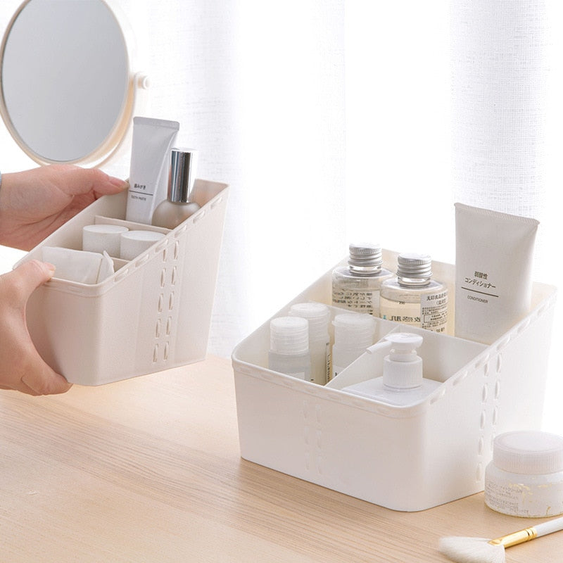 Preppy Home Makeup Organizer