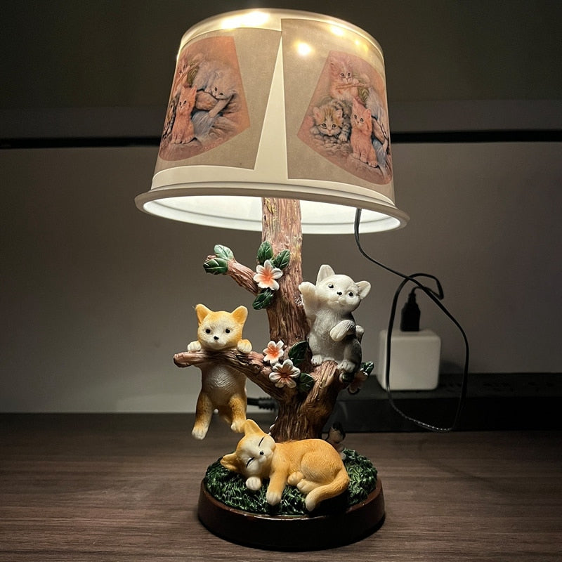Country Kitties Lamp