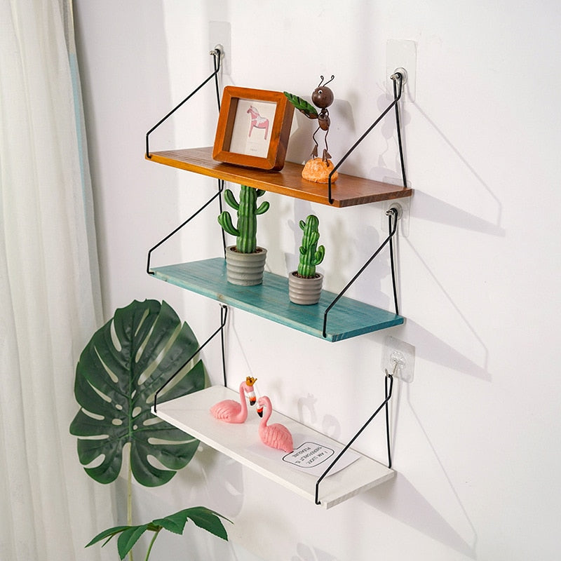 Preppy Wall Hanging Shelf
