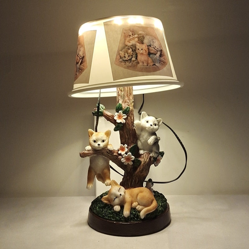 Country Kitties Lamp