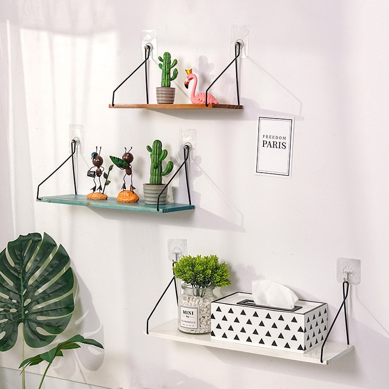 Preppy Wall Hanging Shelf