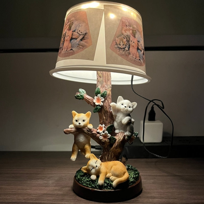 Country Kitties Lamp