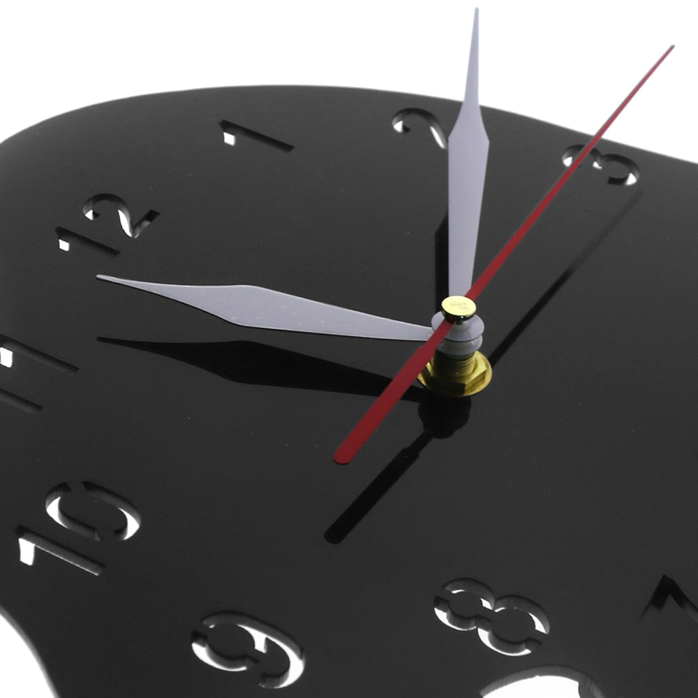 Cat & Mouse Swinging Pendulum Wall Clock