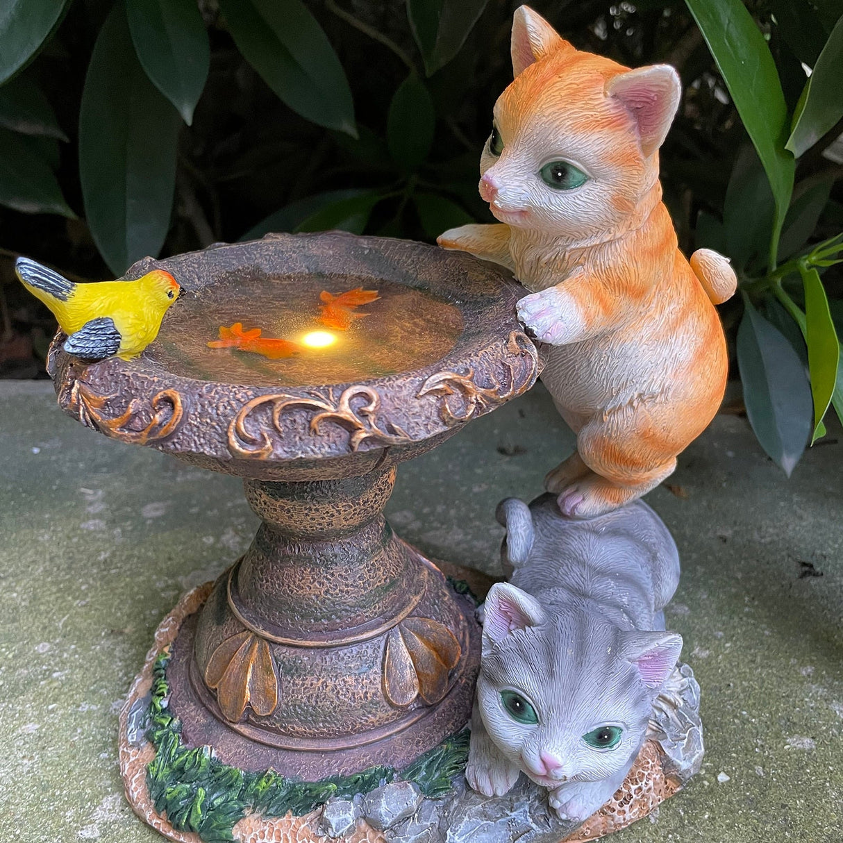 Cute Cat Model Solar Led Lamp