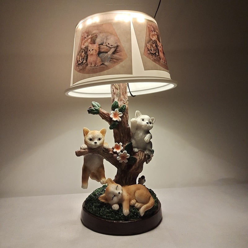 Country Kitties Lamp