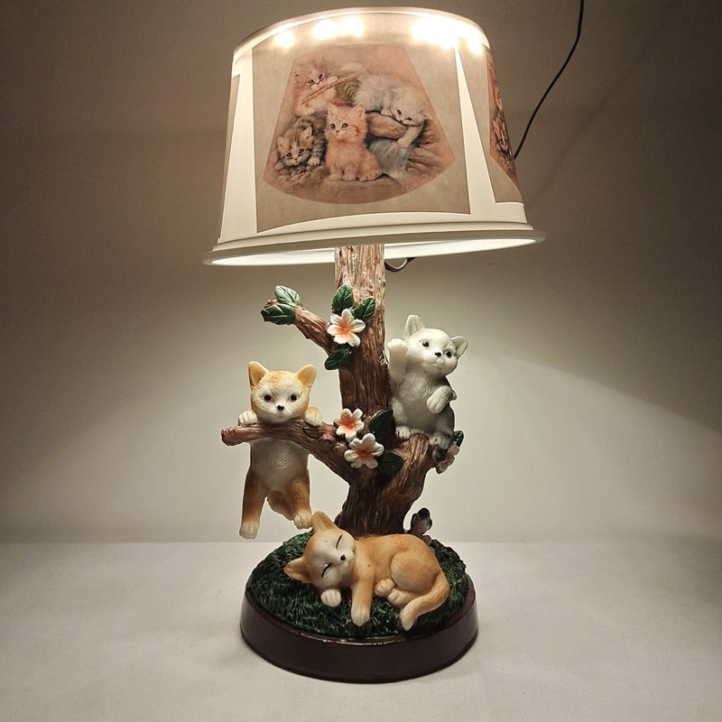 Country Kitties Lamp