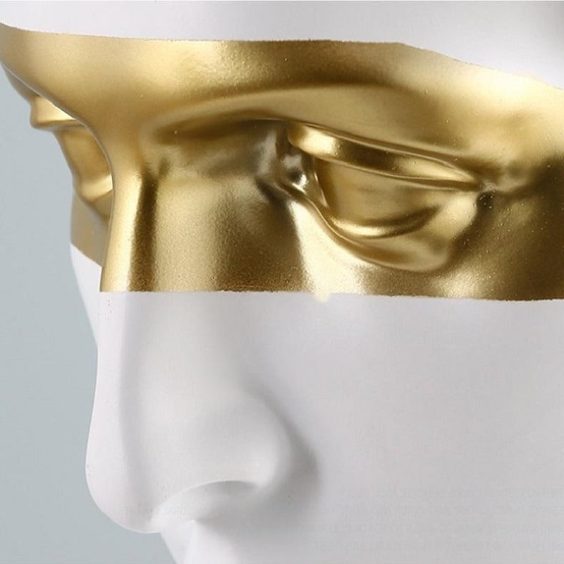 The Mythos Bust Objet d'Art Collection