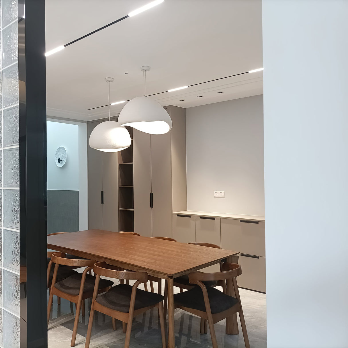 Khmara Smooth Pendant Lamp B