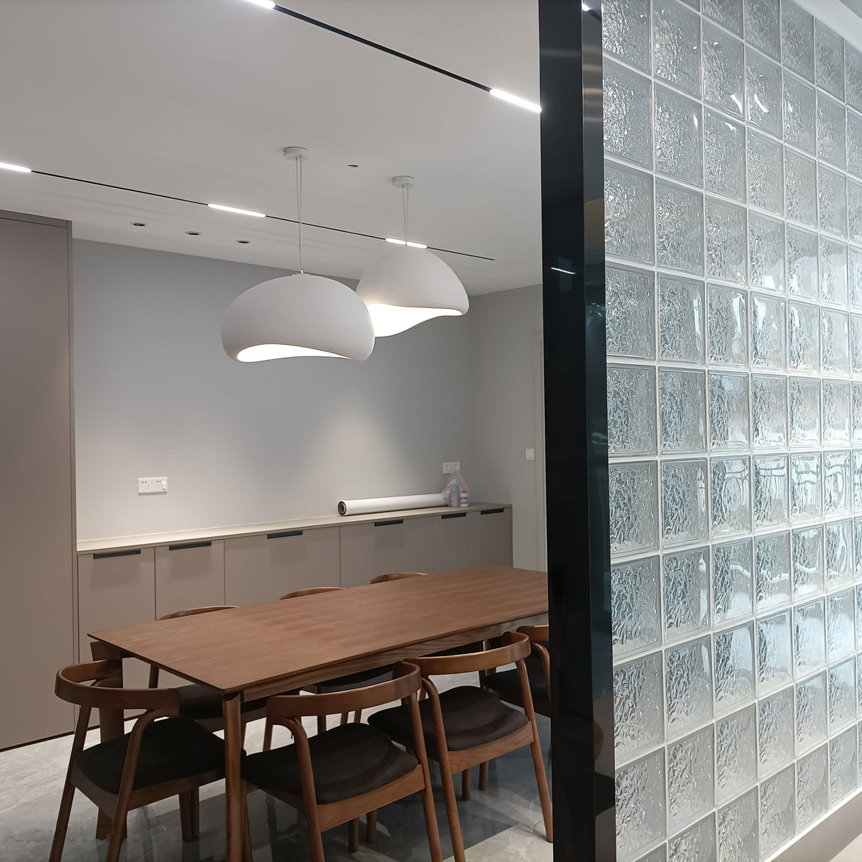 Khmara Smooth Pendant Lamp B