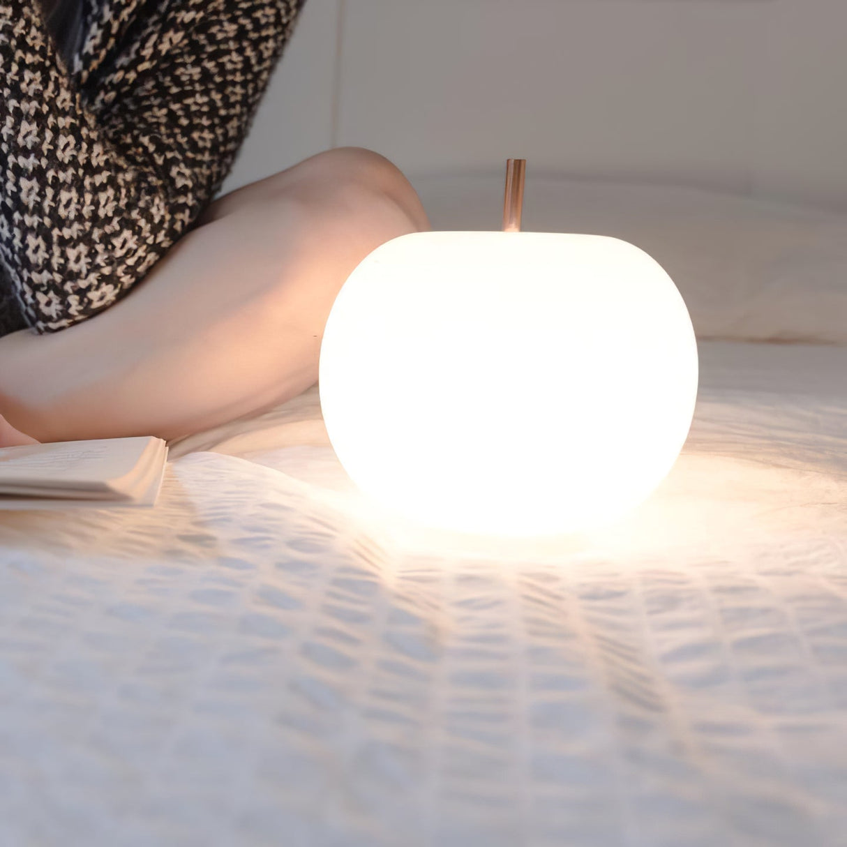 Kushi Table Light