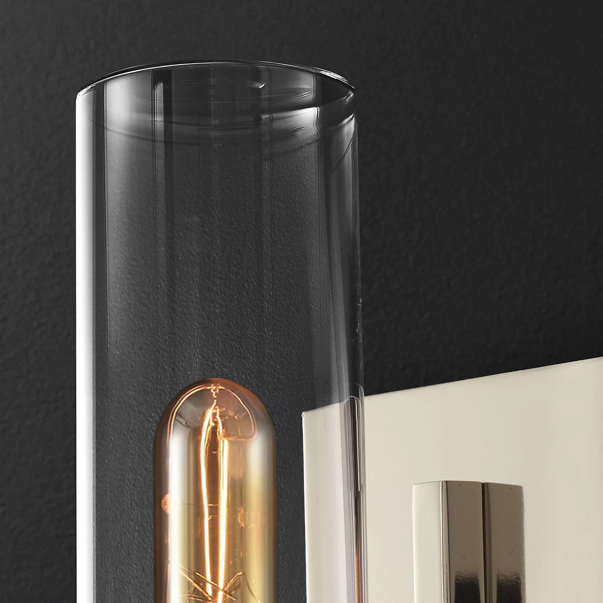 La Villa Wall Lamp