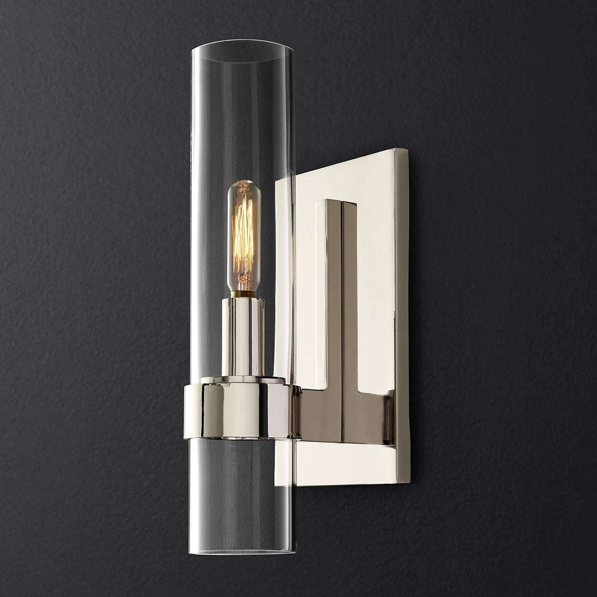 La Villa Wall Lamp