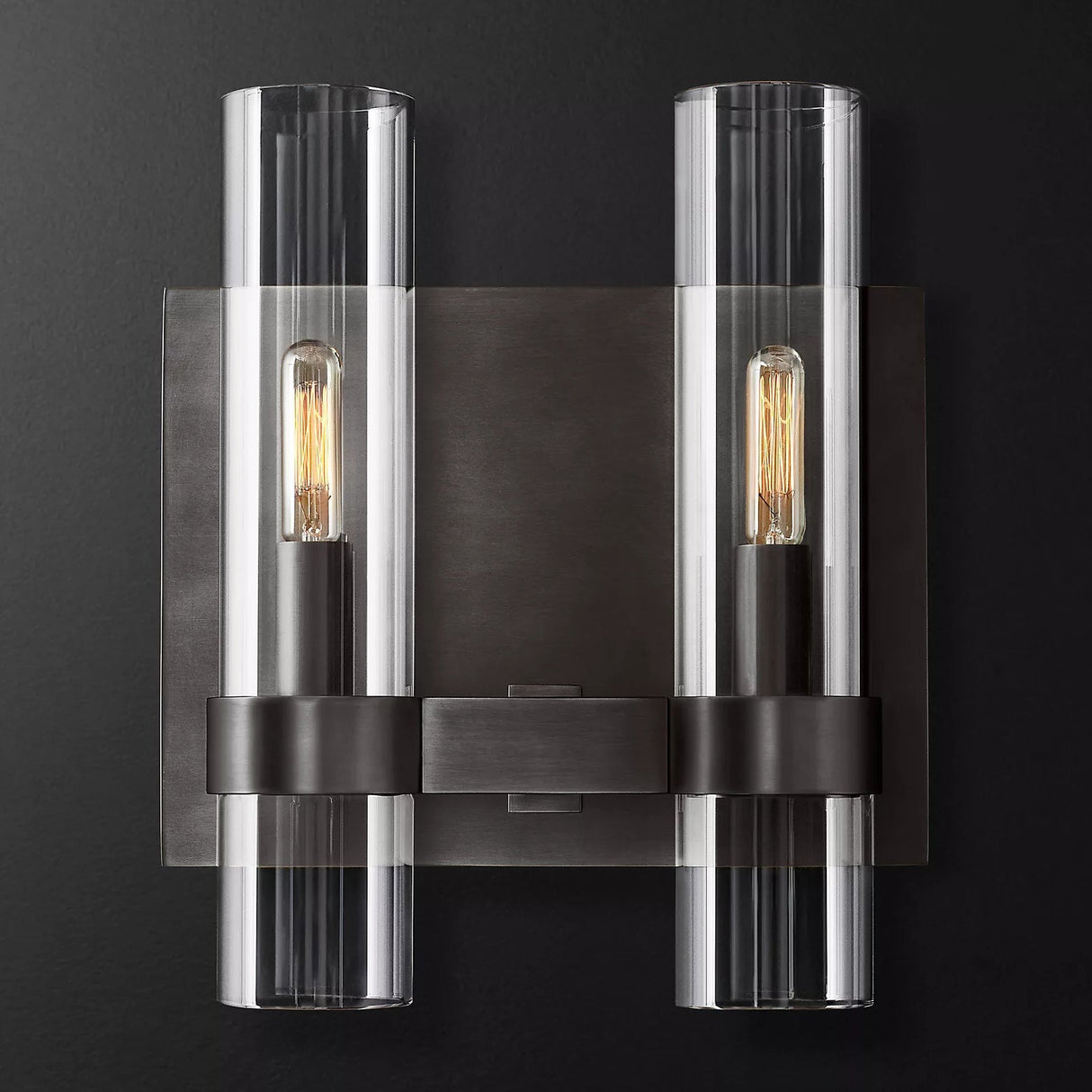 La Villa Wall Lamp