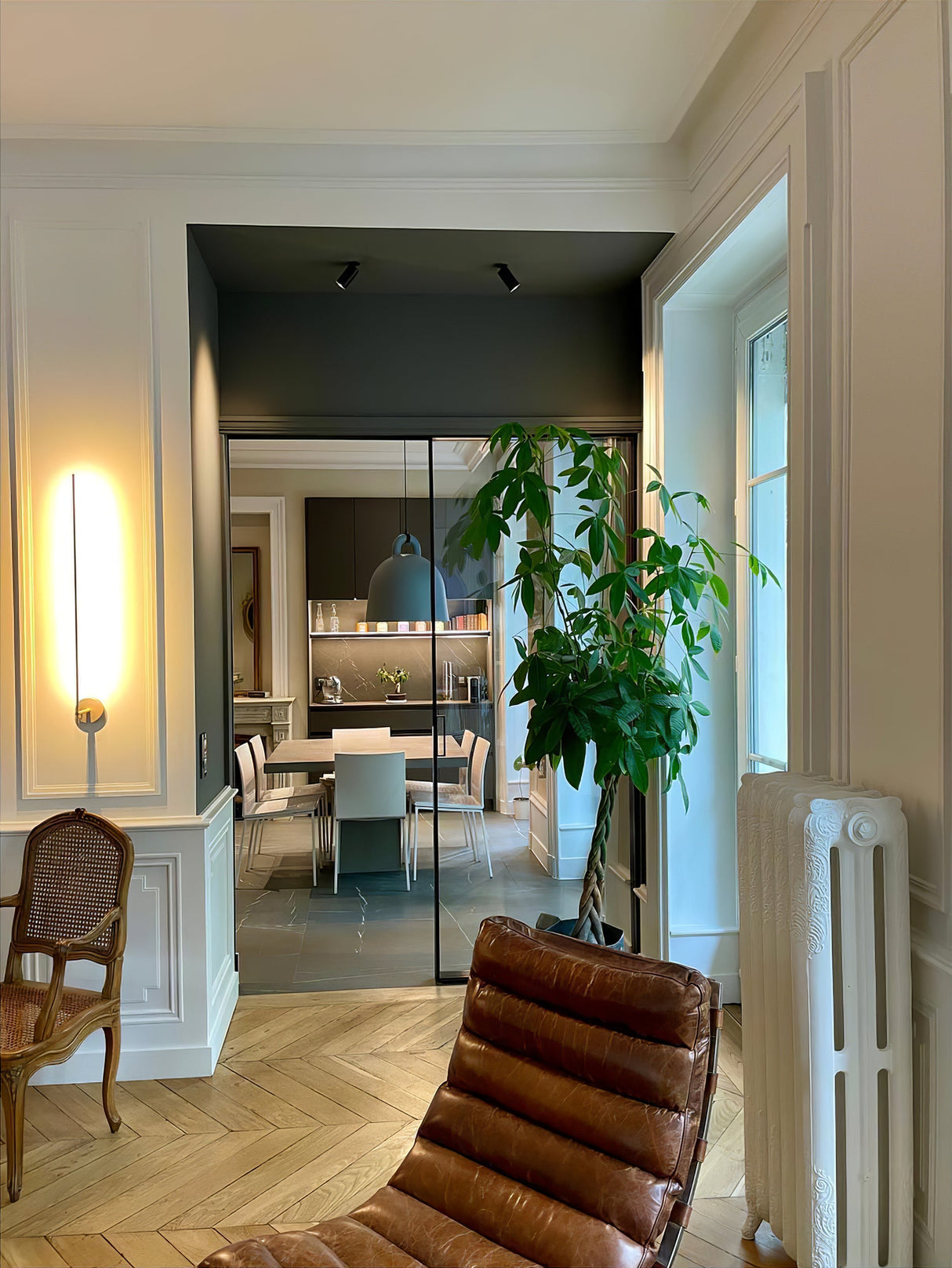 Light Stick V Sconce