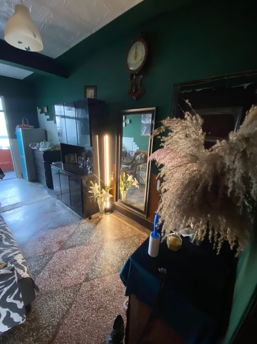 Linear LED Floor Lamp