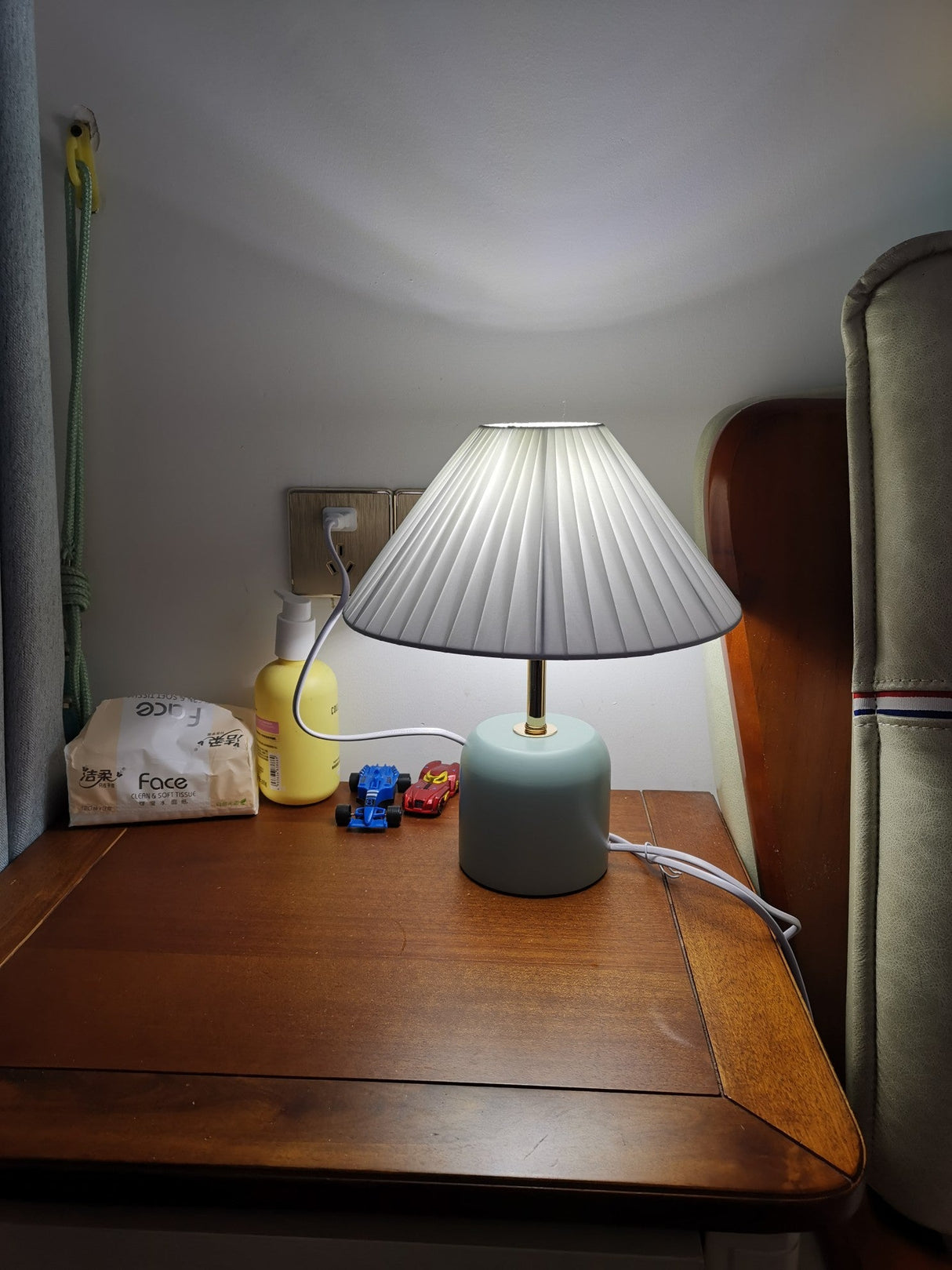 Lunitidal Table Lamp