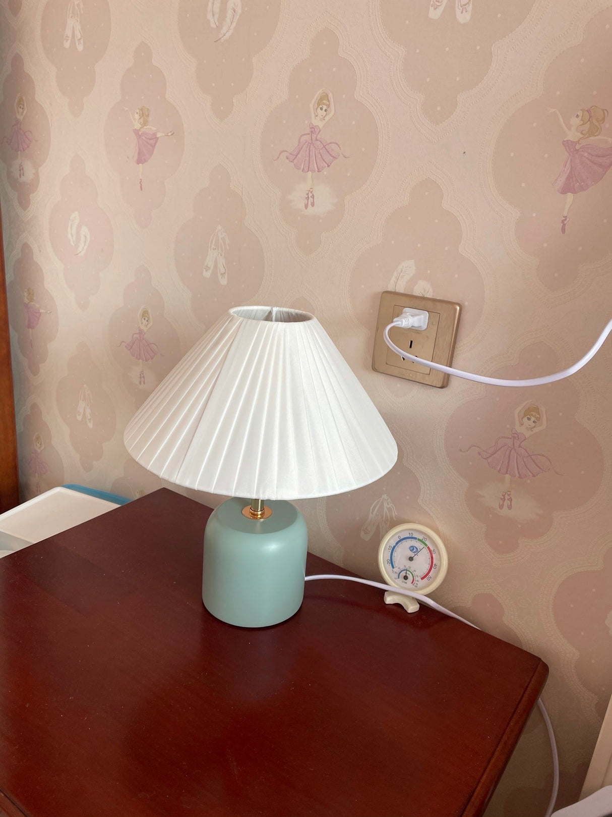 Lunitidal Table Lamp