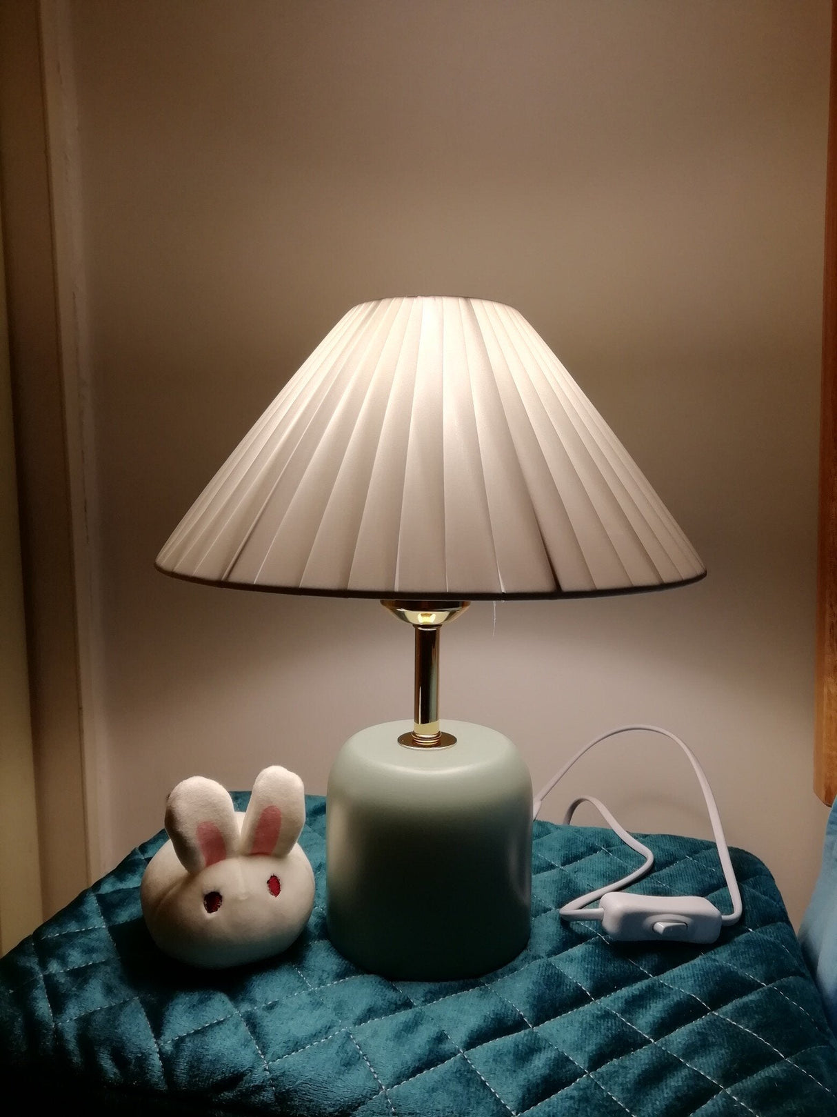 Lunitidal Table Lamp