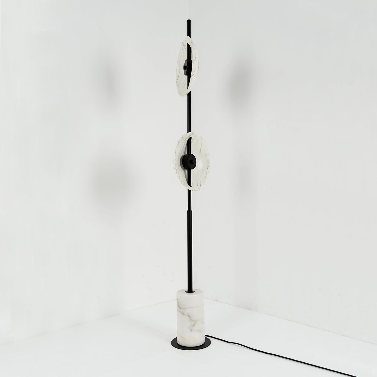 Saucer Marble Floor Lamp