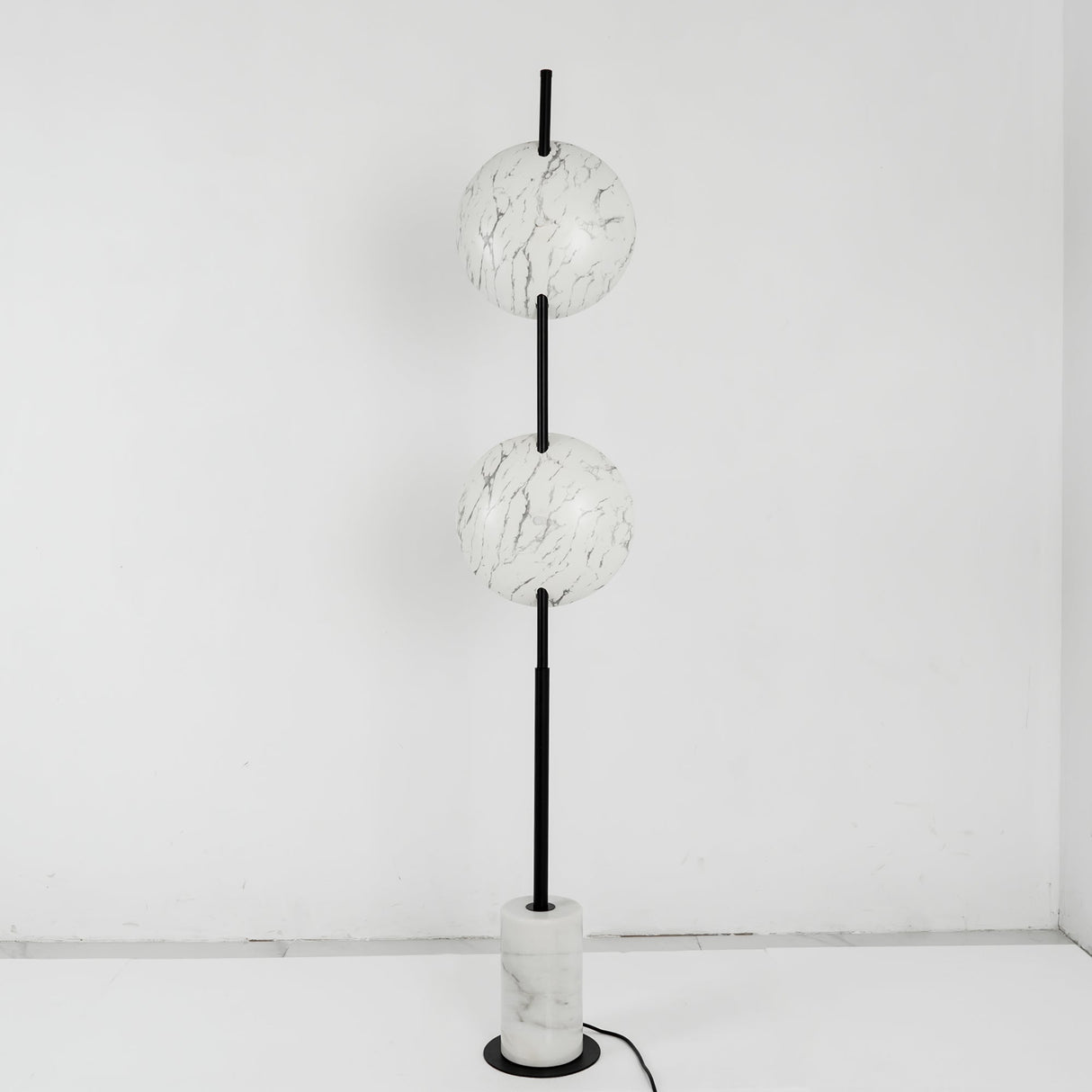 Saucer Marble Floor Lamp
