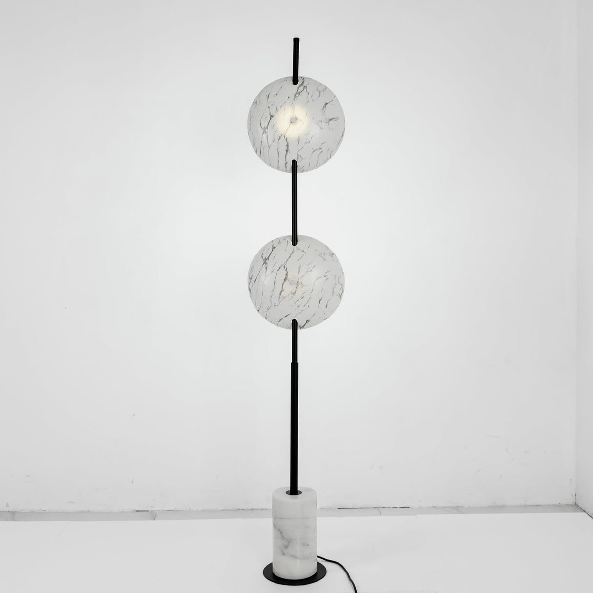 Saucer Marble Floor Lamp
