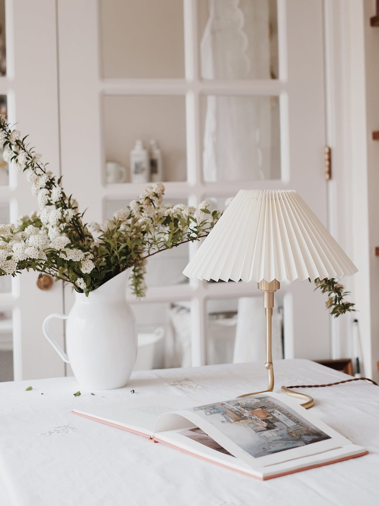 Model 306 Paper Table Lamp