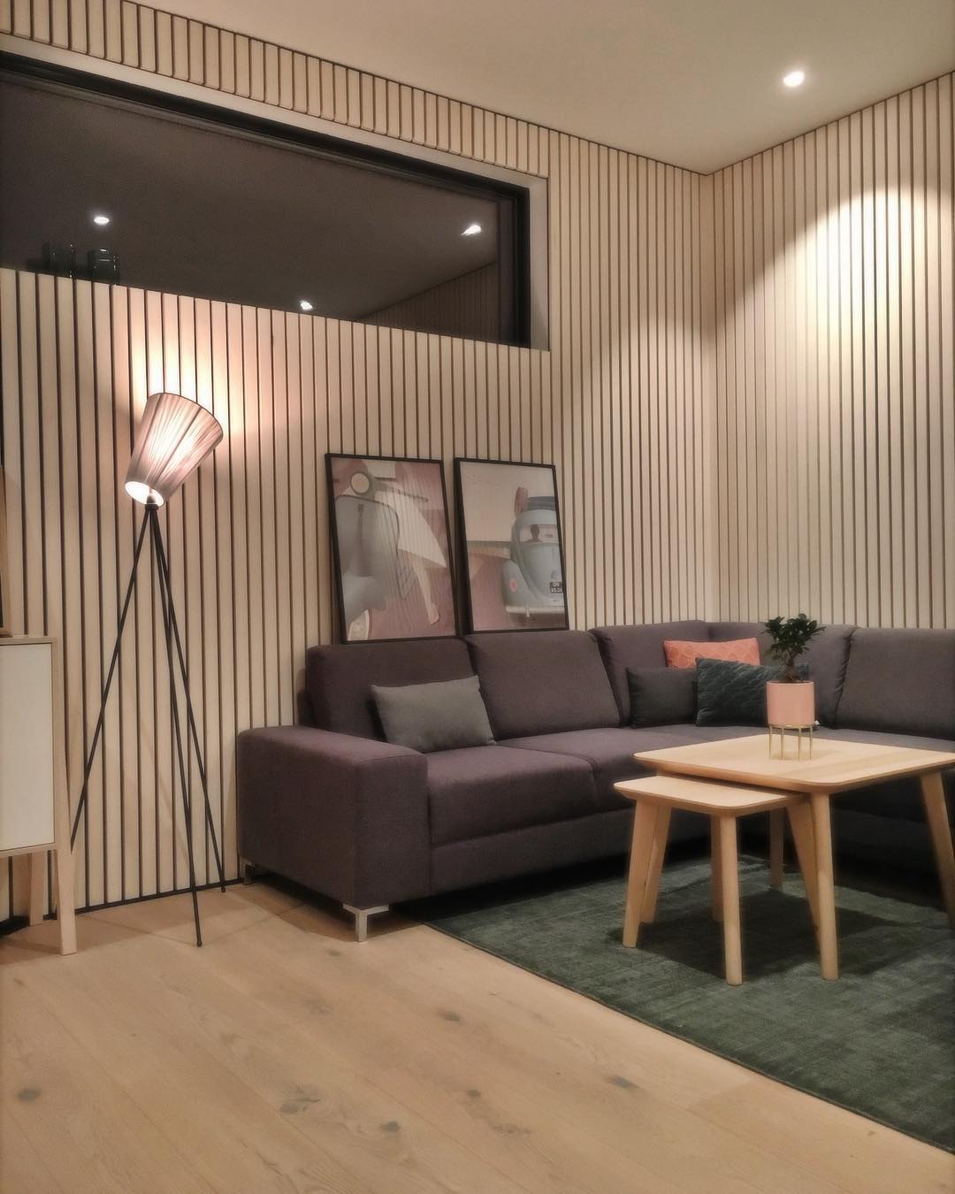 Modern Oslo Wood Floor Lamp