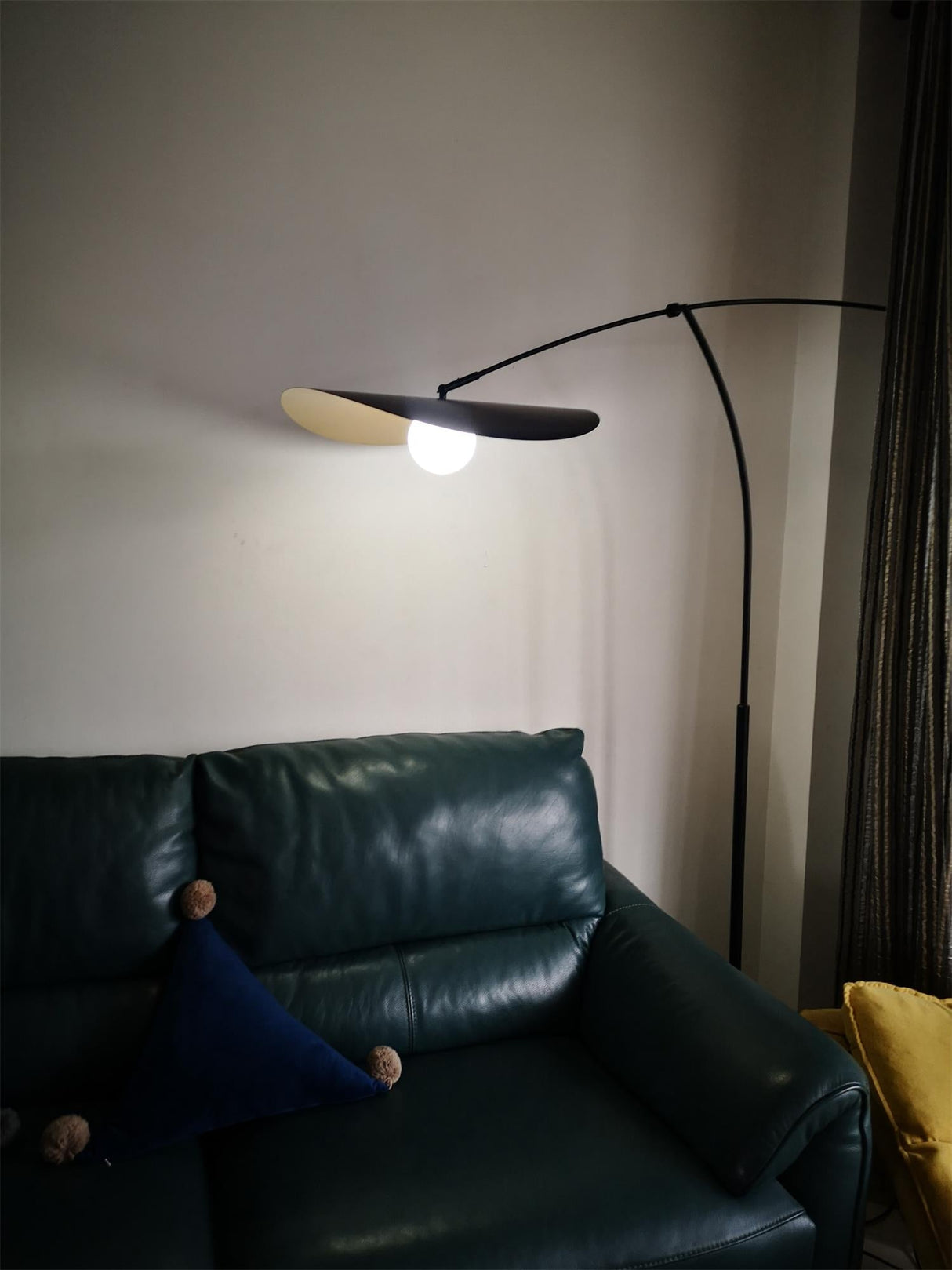 Myrna Wall Light