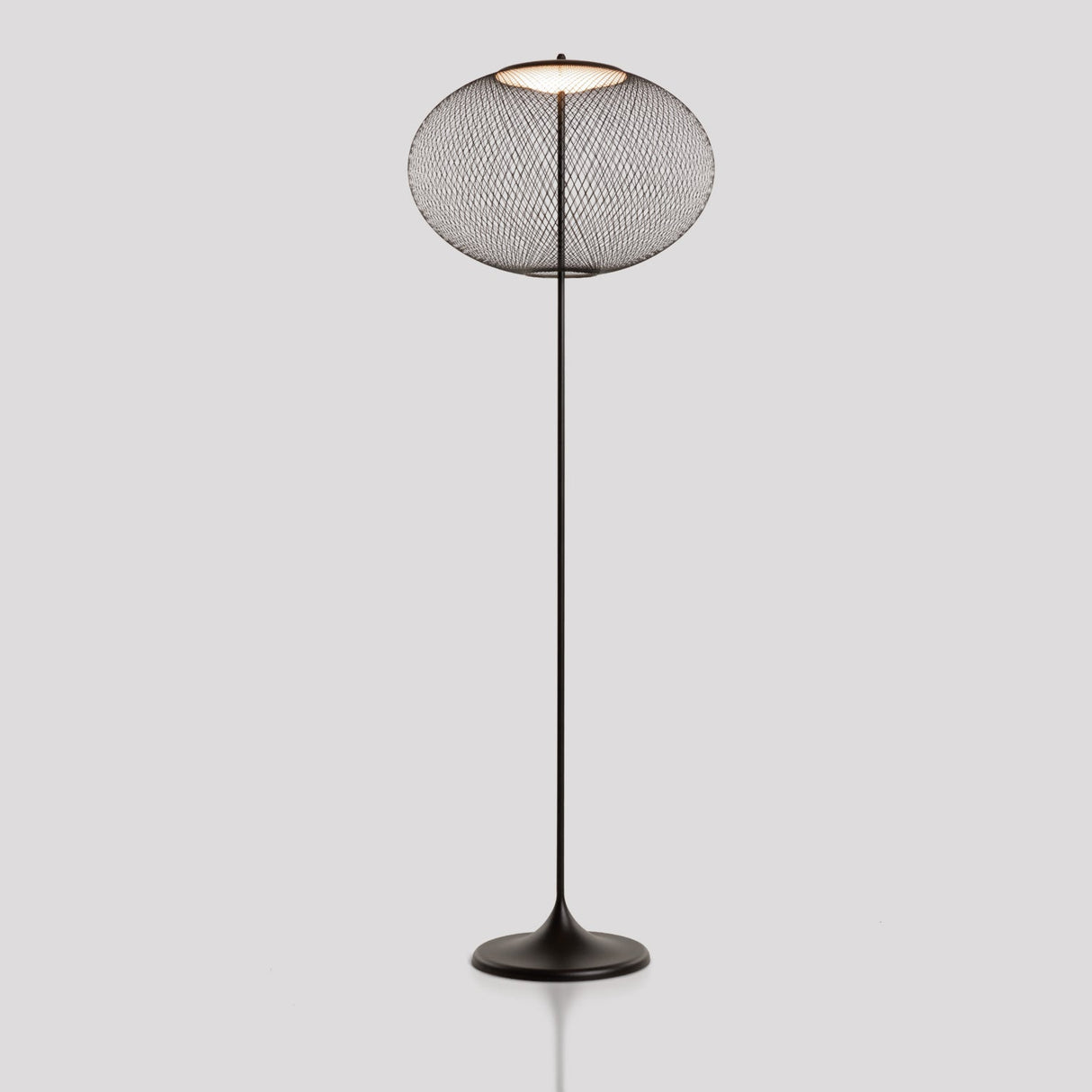 NR2 Floor Lamp