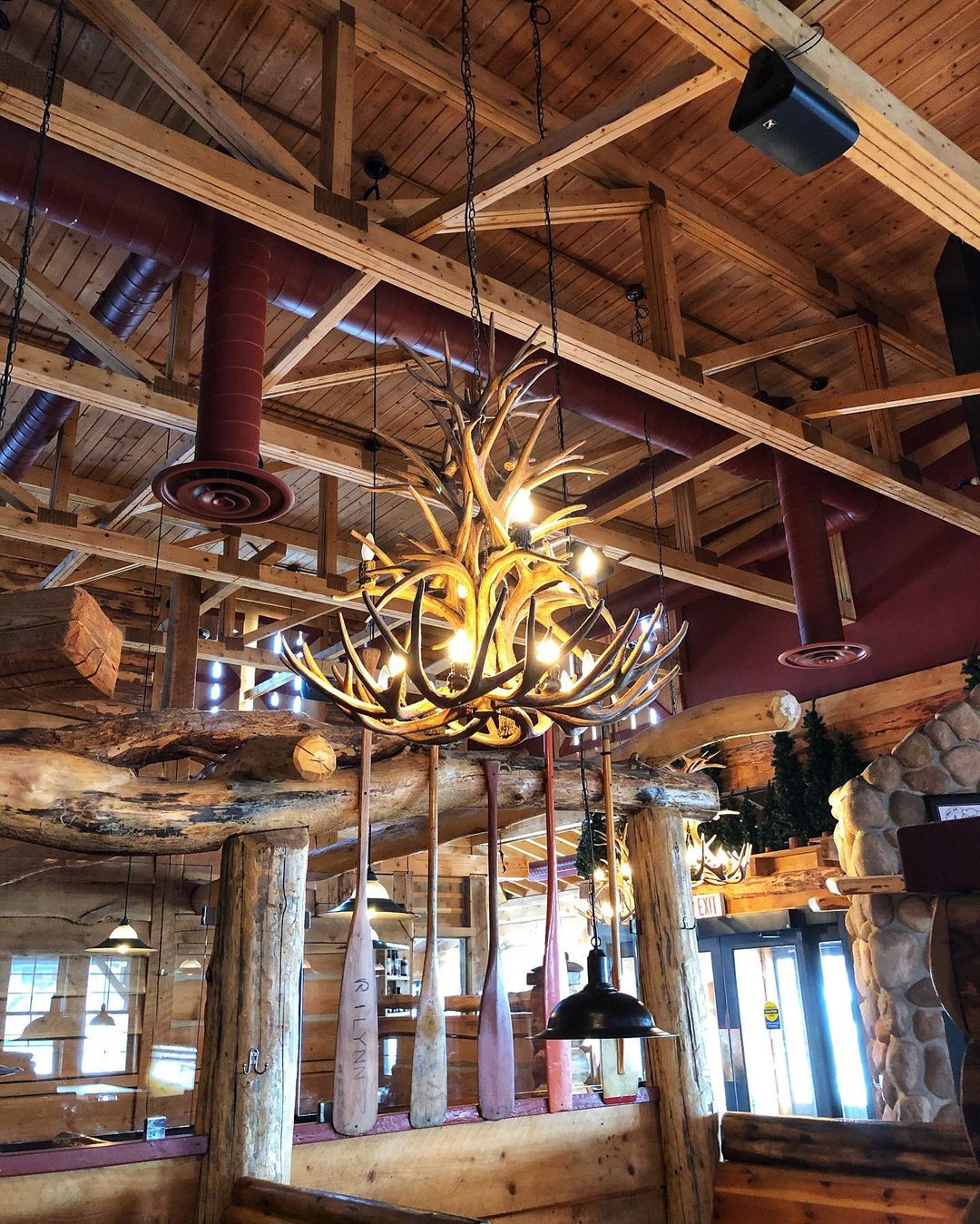 Narural Antlers Chandelier