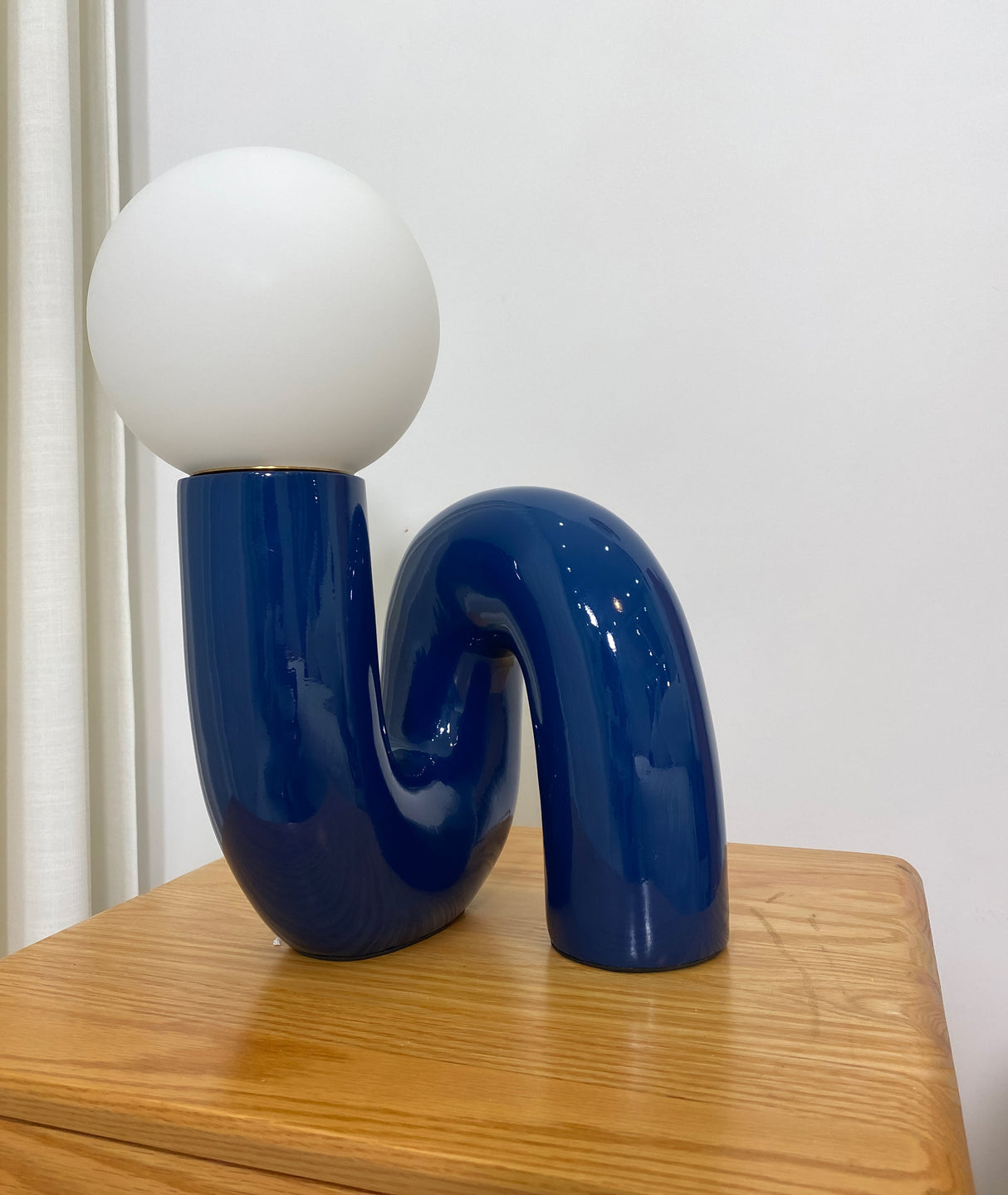 Neotenic Table Lamp