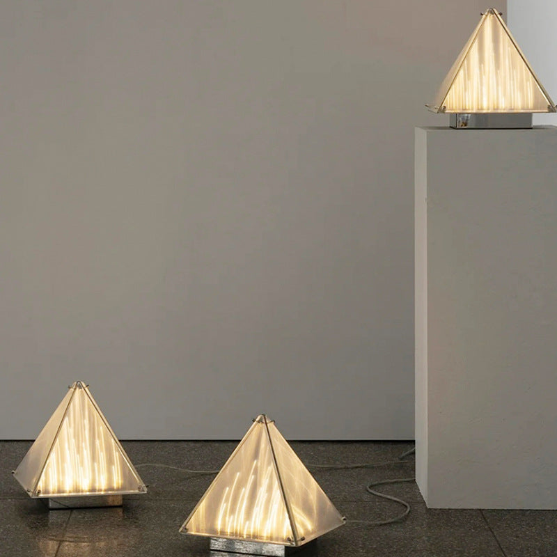 Evelyn Creativity Table Lamp