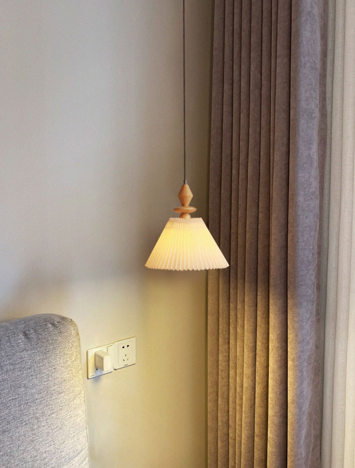 Ballet Pleated Pendant Lamp