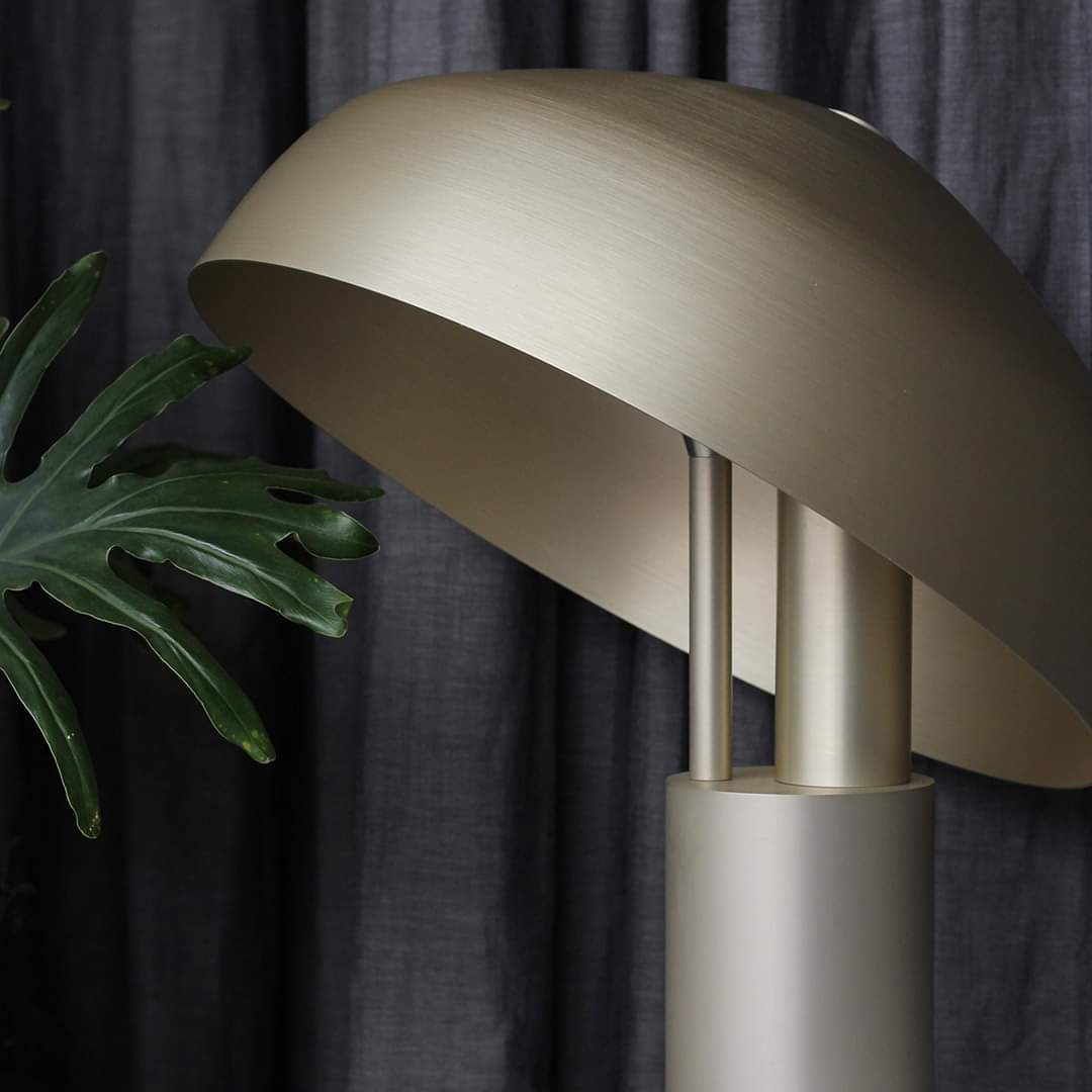 Ora Desk Lamp