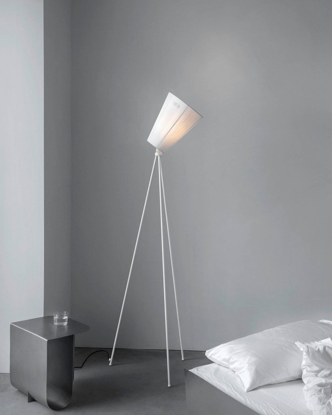 Modern Oslo Wood Floor Lamp