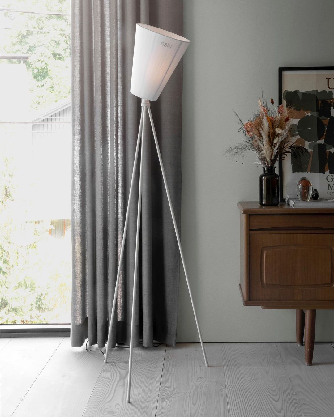 Modern Oslo Wood Floor Lamp